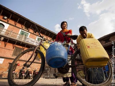 Porteurs d'eau à Patan